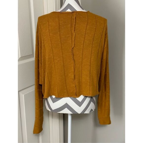 Forever 21 oversize raw edge sweater - Picture 4 of 9